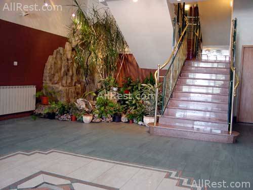 Glazne Hotel 6